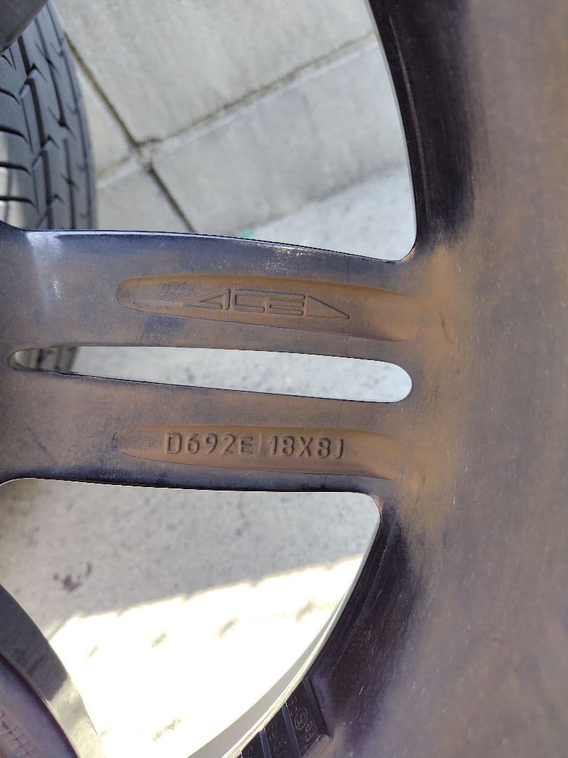 《直接引取限定》バッドラッカーIV 18㌅ タイヤセット