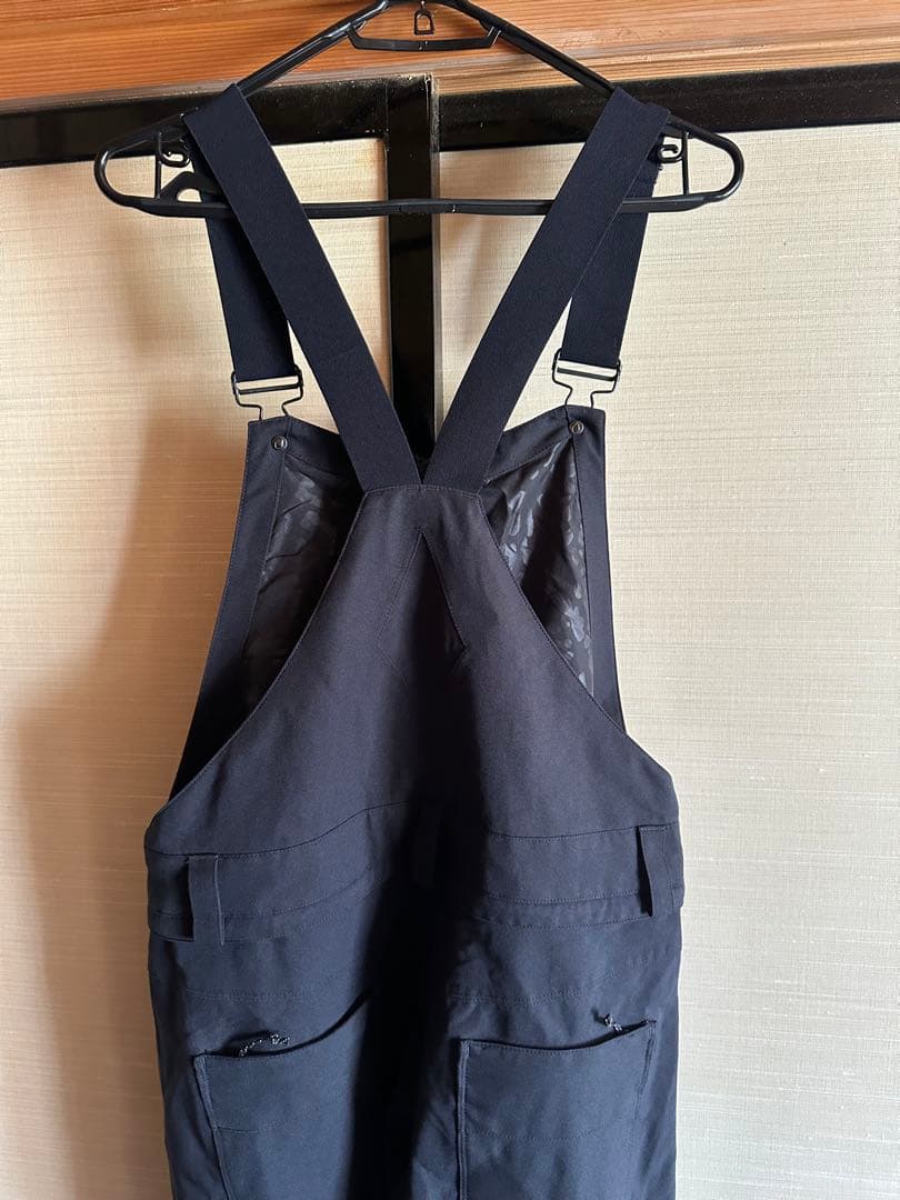 ぁ*ゃ様 volcom ボルコム 上下セット Mサイズ 美品 ビブパンツ