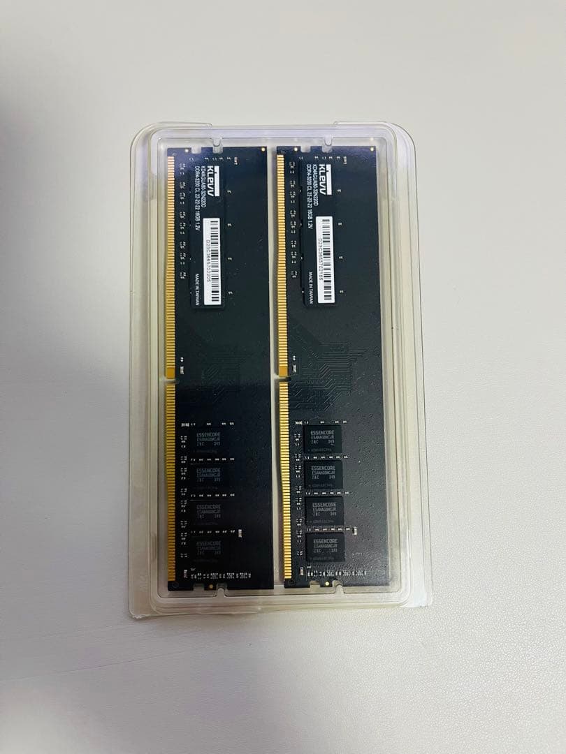 ESSENCORE KLEVV デスクトップ用DDR4 32GB(16GB×2)