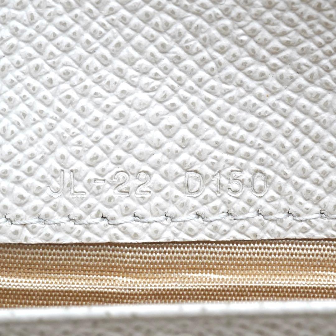 ✨未使用展示品・箱付き✨　Ferragamo 長財布ガンチーニクロジャー　カード