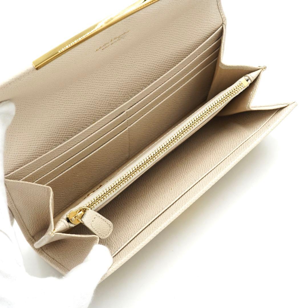 ✨未使用展示品・箱付き✨　Ferragamo 長財布ガンチーニクロジャー　カード