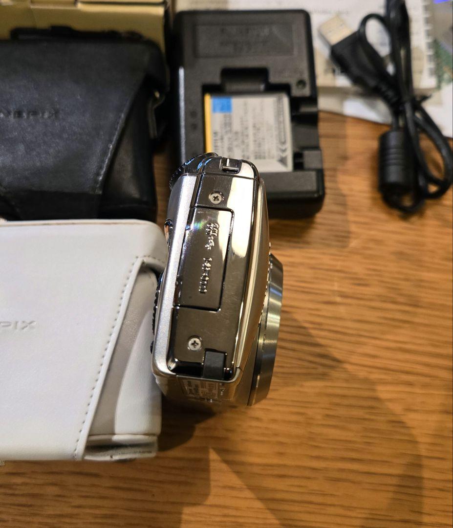 FINEPIX F600EXR FUJIFILM 富士フイルム 【動作確認済み】