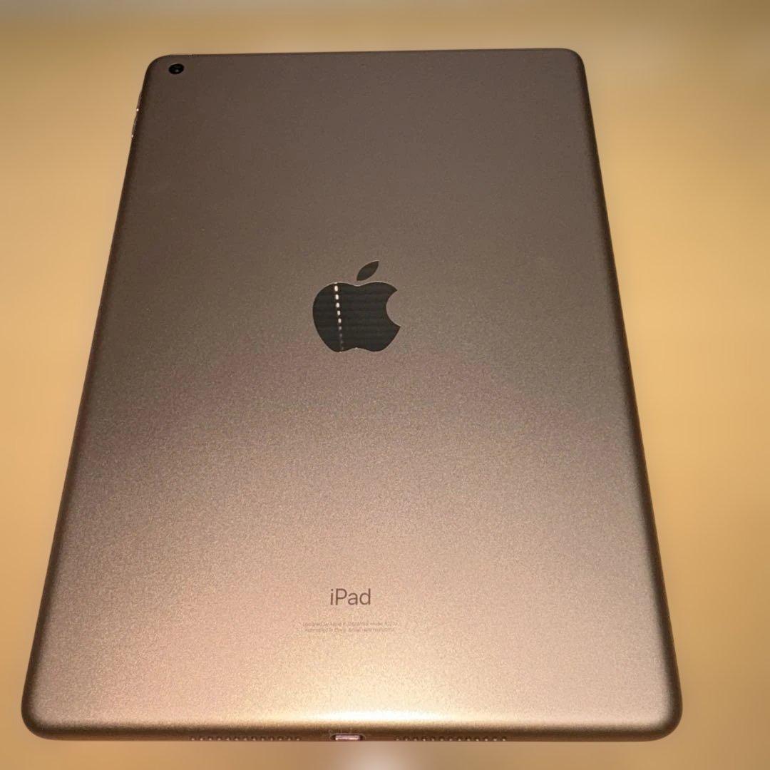 【限界処分】Apple iPad 第8世代　ゴールド 本体