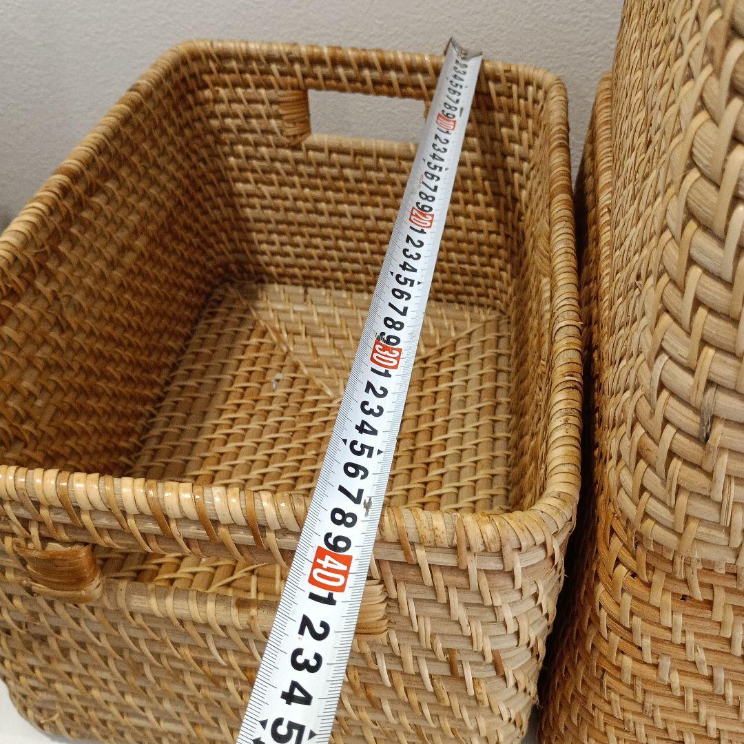 ニトリ　無印良品　ラタン籠