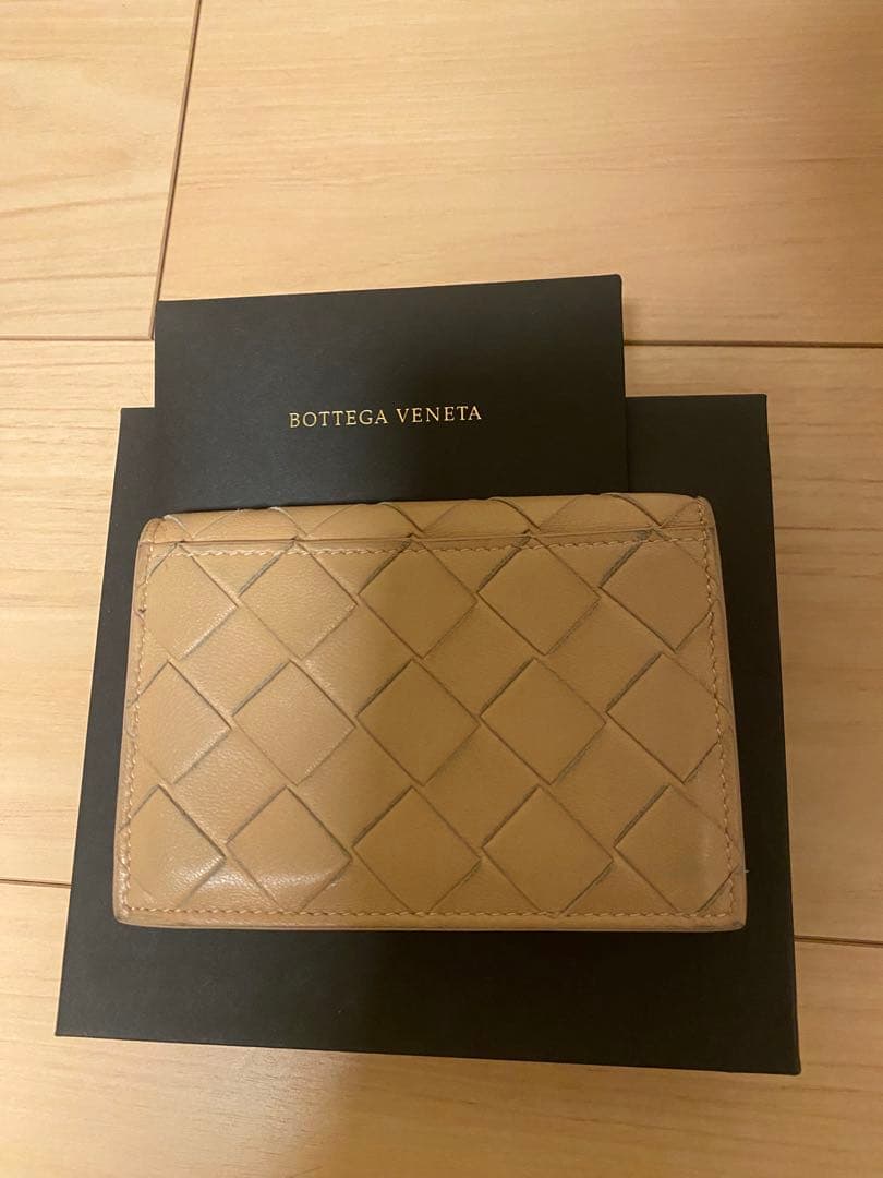 ボッテガヴェネタ　名刺入れ