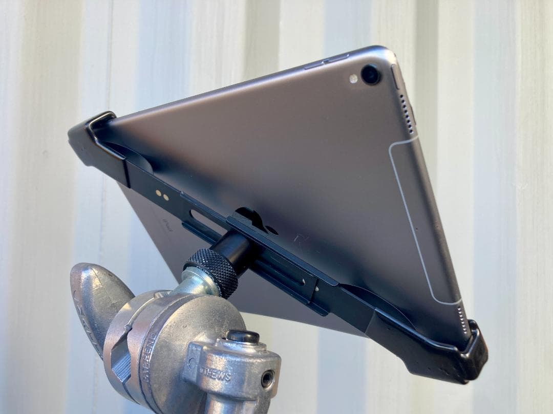 マシューズ Matthews Universal Tablet Mount