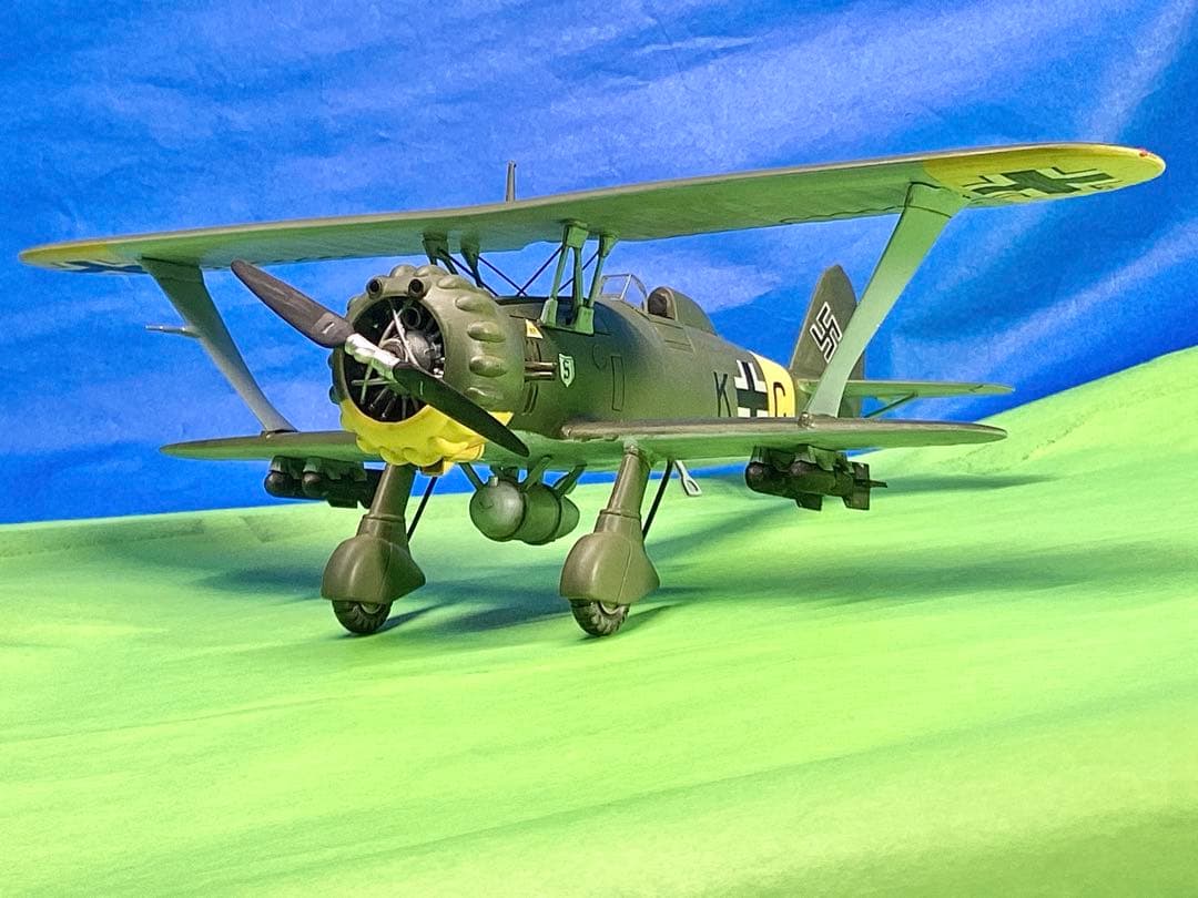 1/48ヘンシェルHS.123エッシー+車+将兵