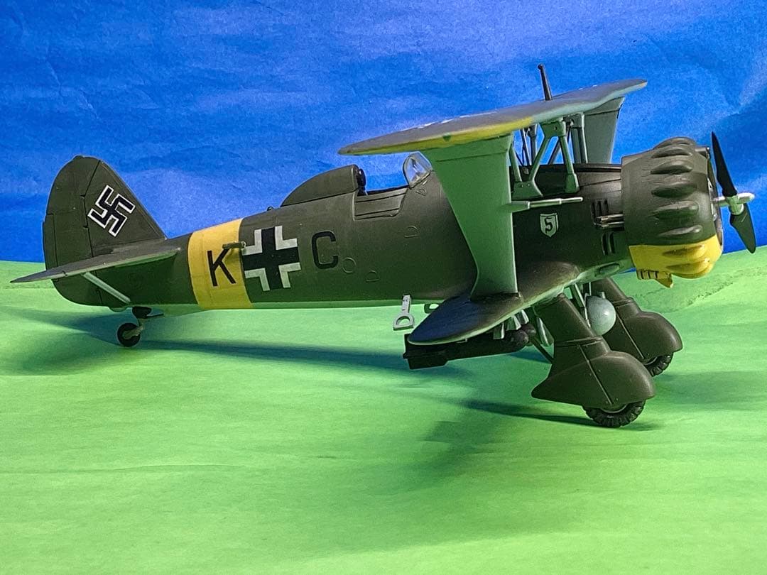 1/48ヘンシェルHS.123エッシー+車+将兵