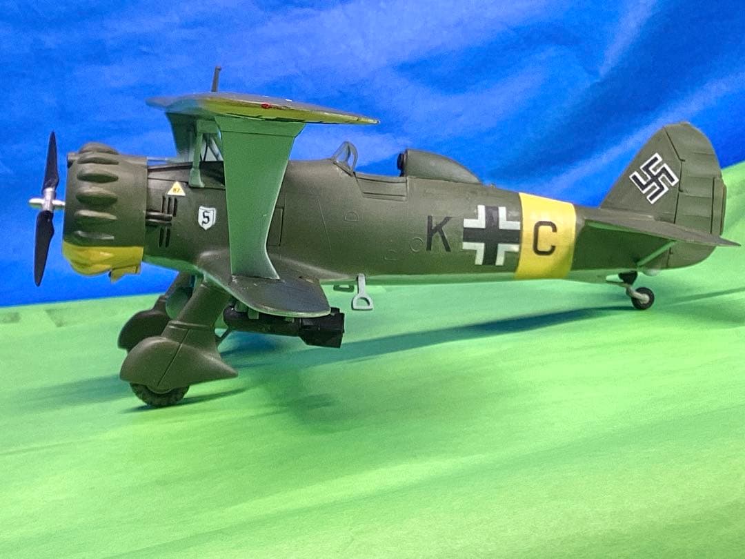 1/48ヘンシェルHS.123エッシー+車+将兵