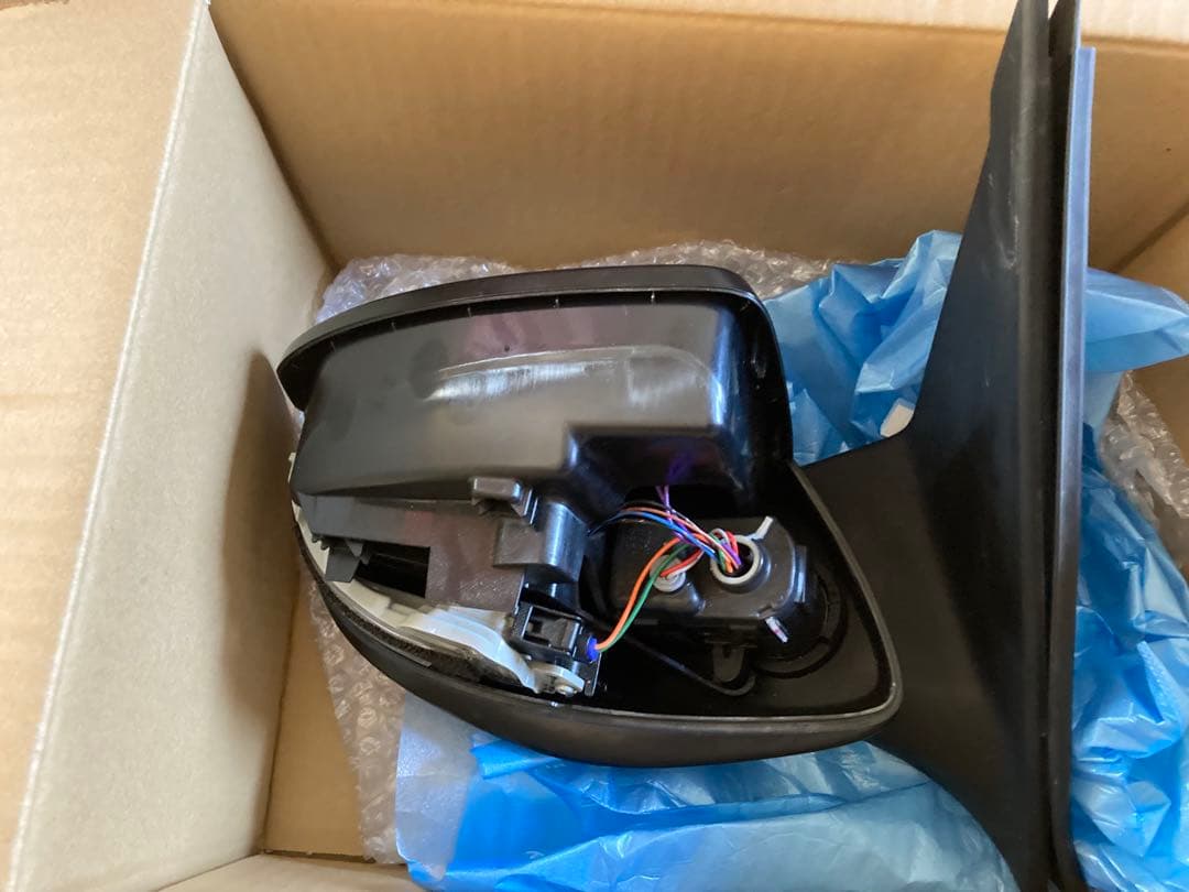 ホンダ　フリード　令和4 右ドアミラー