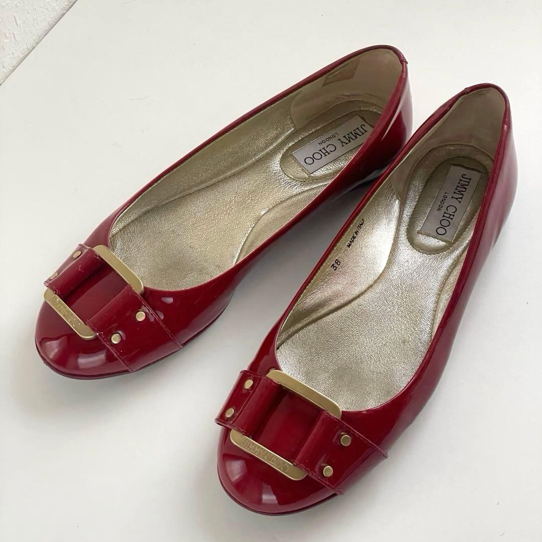 ジミーチュウ ラズベリーカラーフラットパンプス