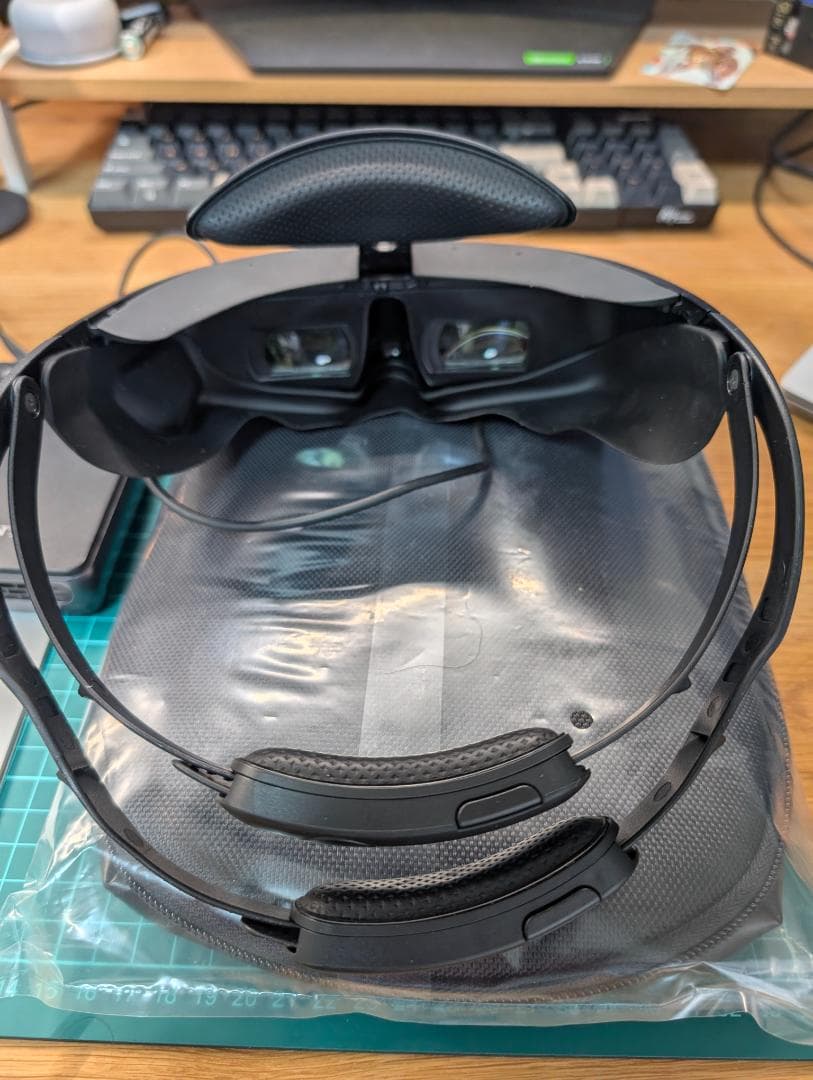 HMZ-T3W パーソナル 3D ビューアー