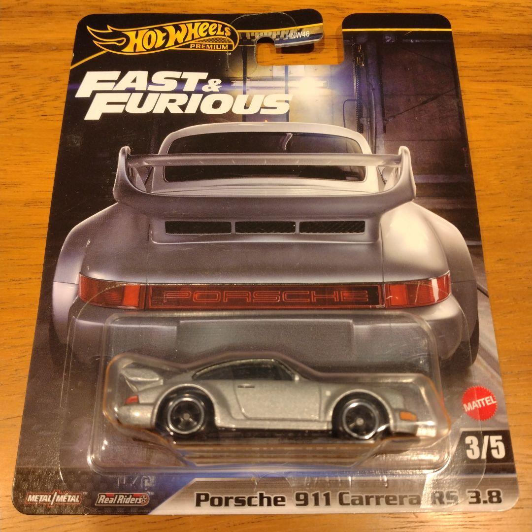 ホットウィール　ポルシェ12 台セット　プレミアム　シルバーシリーズ　ベーシック