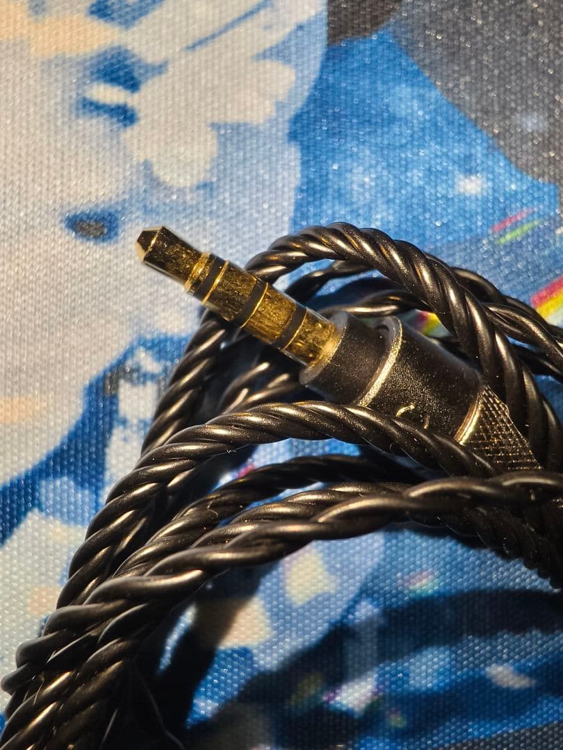 イヤホン qdc NEPTUNE