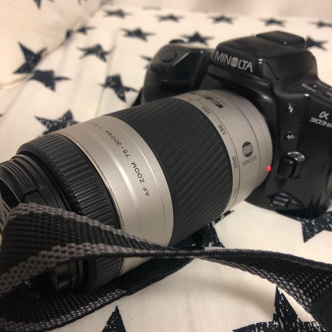 ミノルタの一眼レフカメラ