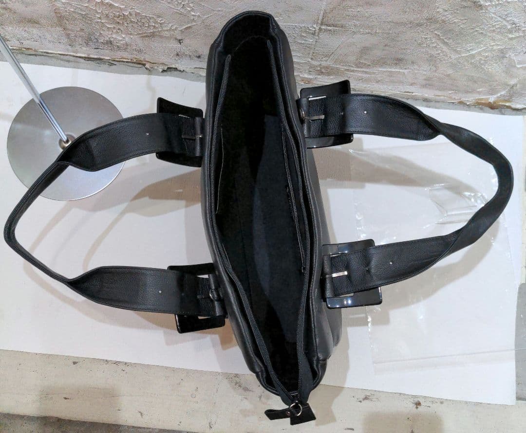 HOMMON PREMIUM　ホンモン プレミアム　博多革工房　ショルダーバッグ