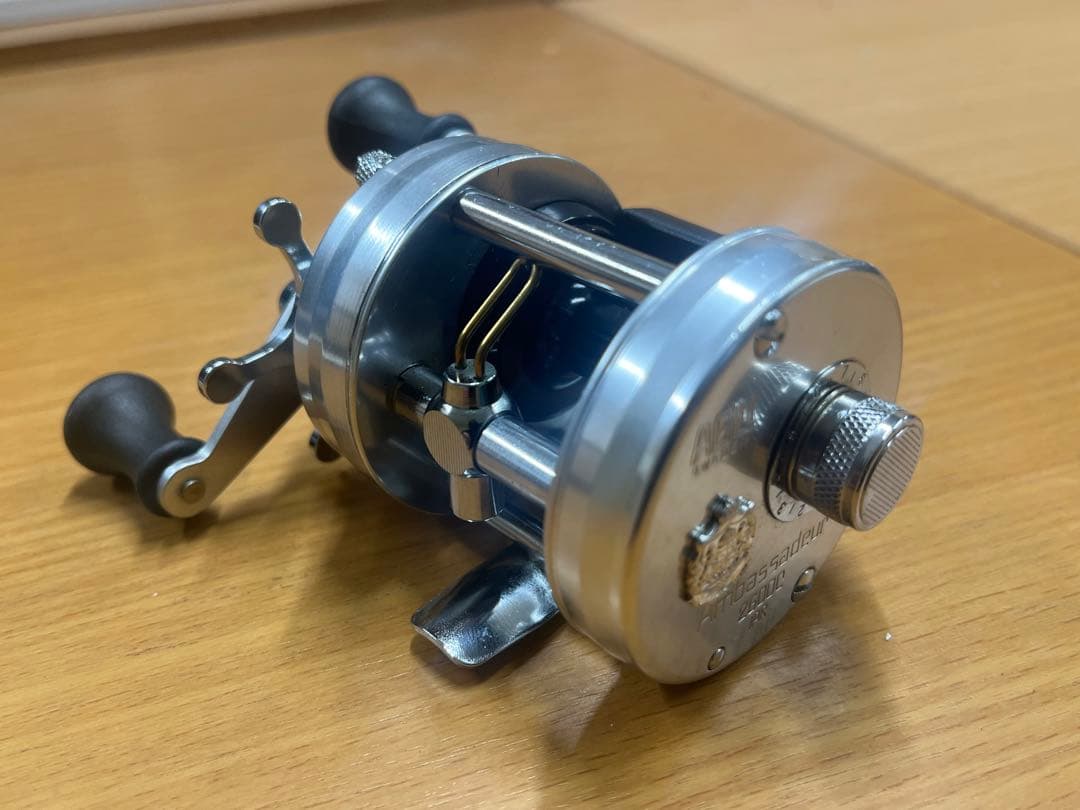 ABU アンバサダー　2600C IAR ベイトリール 換えブレーキシュー付