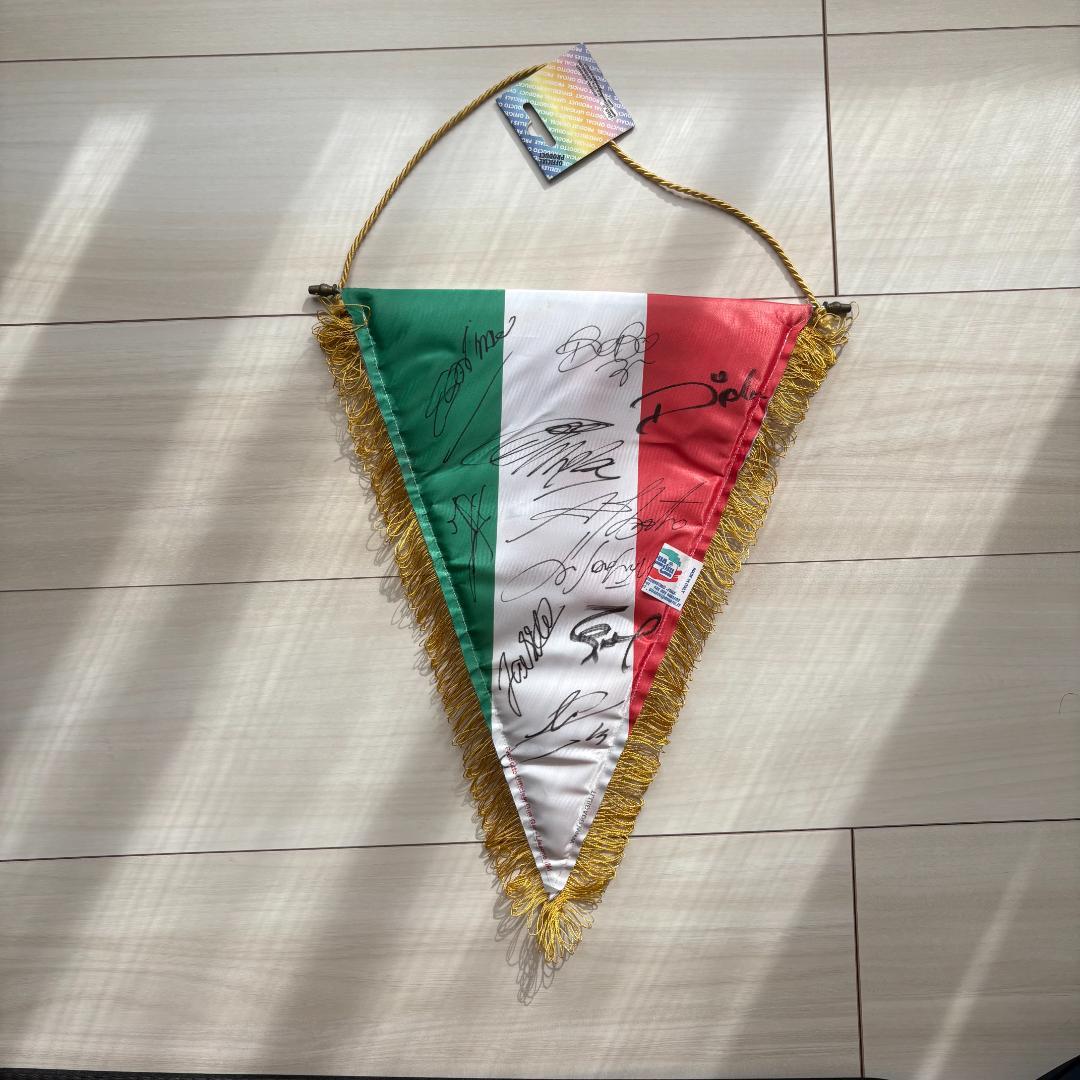 最終特価 ACミラン直筆サイン入り 超希少ペナント04/05 直筆サイン