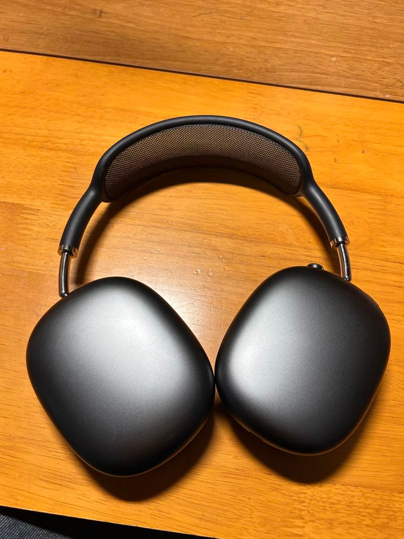 AirPods MAXブラック ケース付き