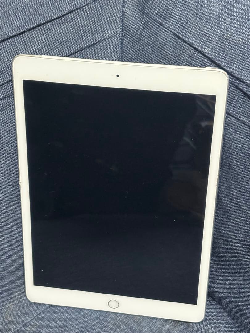 Apple iPad シルバー 第7世代 128GB