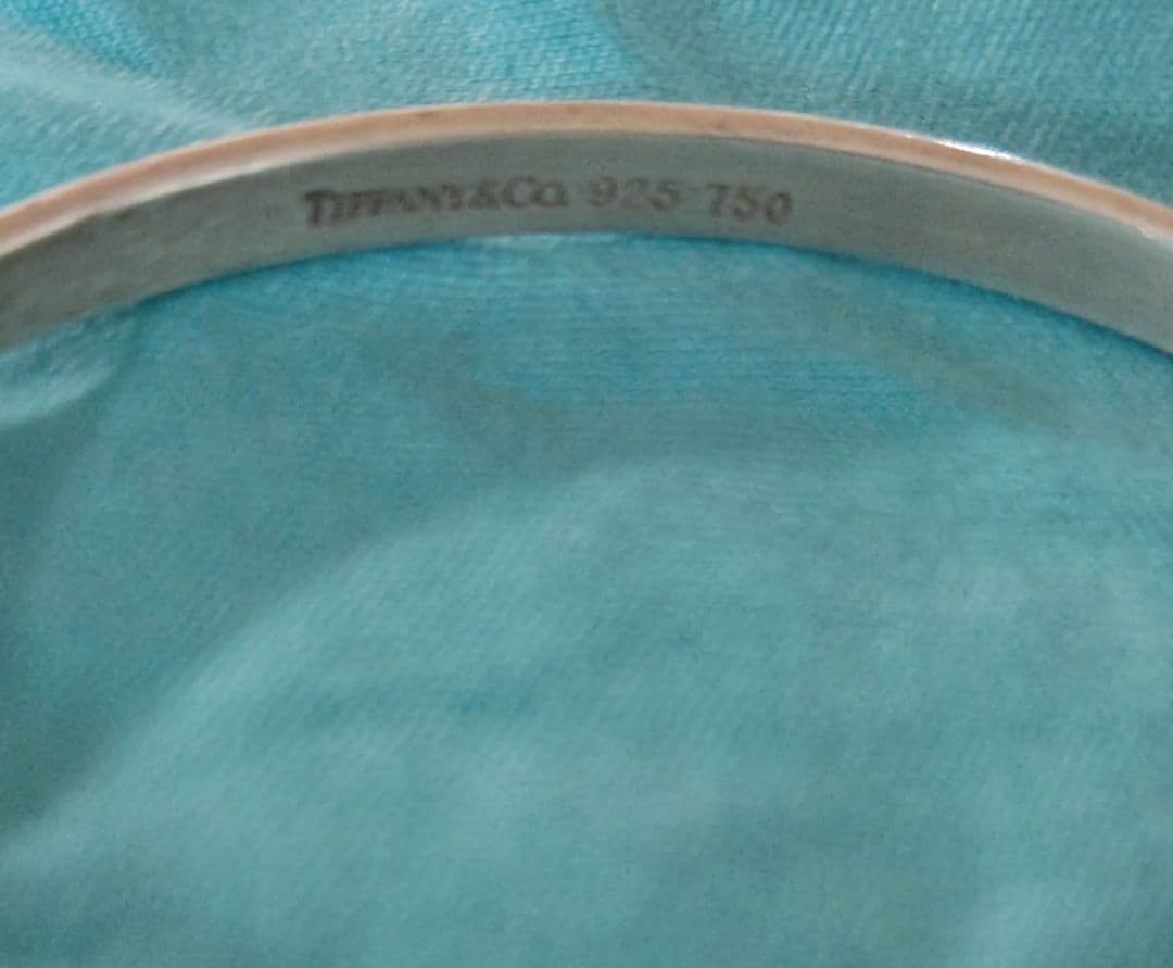 ティファニー　シルバーバングル