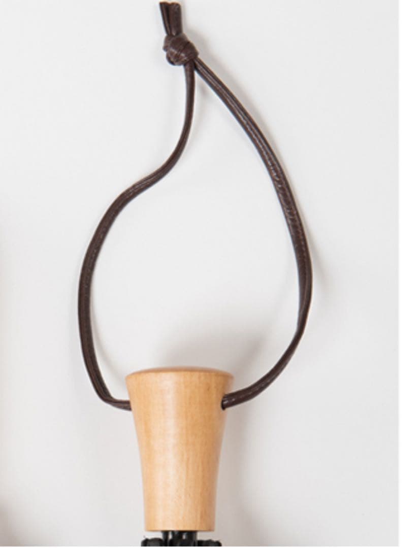 【新品未使用】★サンバリア100 2段折フリルブラック 木ストレート手元