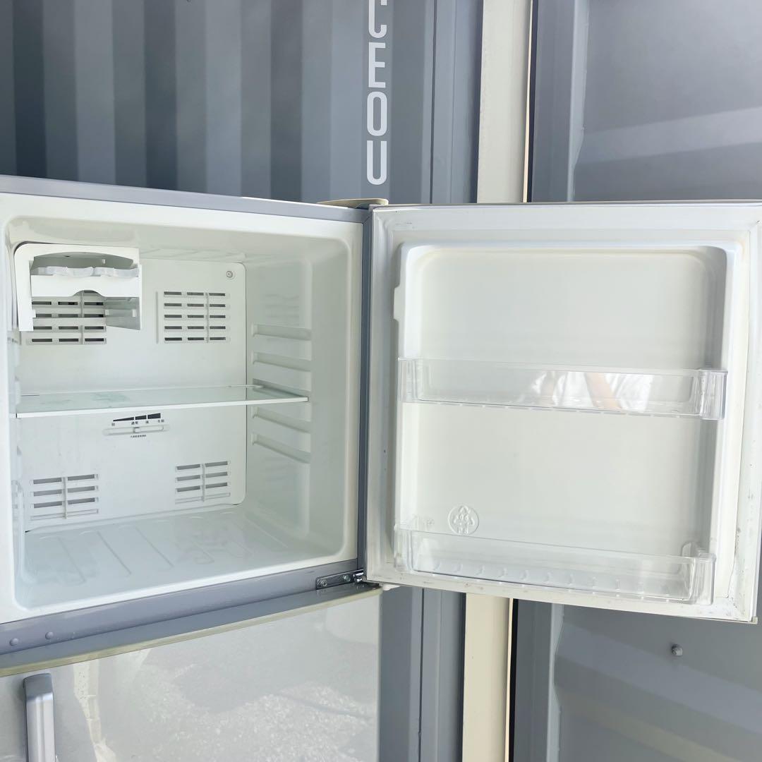 159取付無料！完動品！高性能スタイリッシュシルバー大きめ228L冷蔵庫！