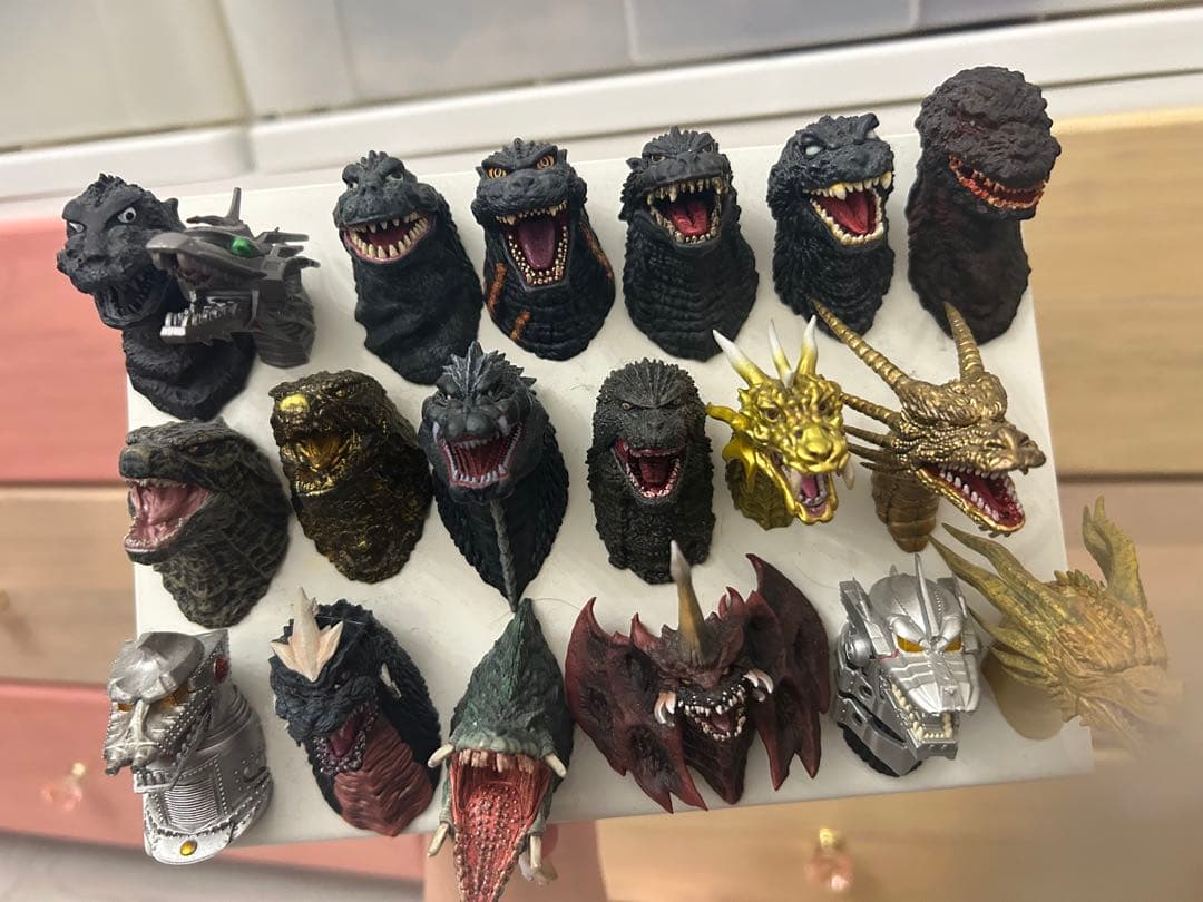 ゴジラ一番くじ　ヘッドマクドネット　19体セット