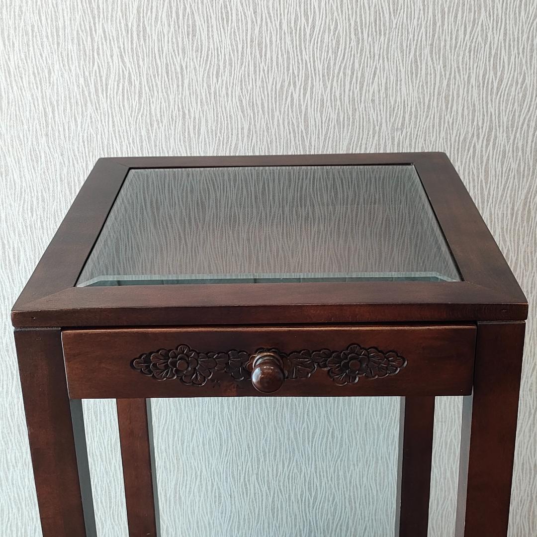 アンティーク　キャビネット　ガラス天板　引き出し4杯