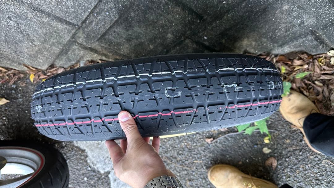 17インチ　クラウンGRS 200系　スペアタイヤ