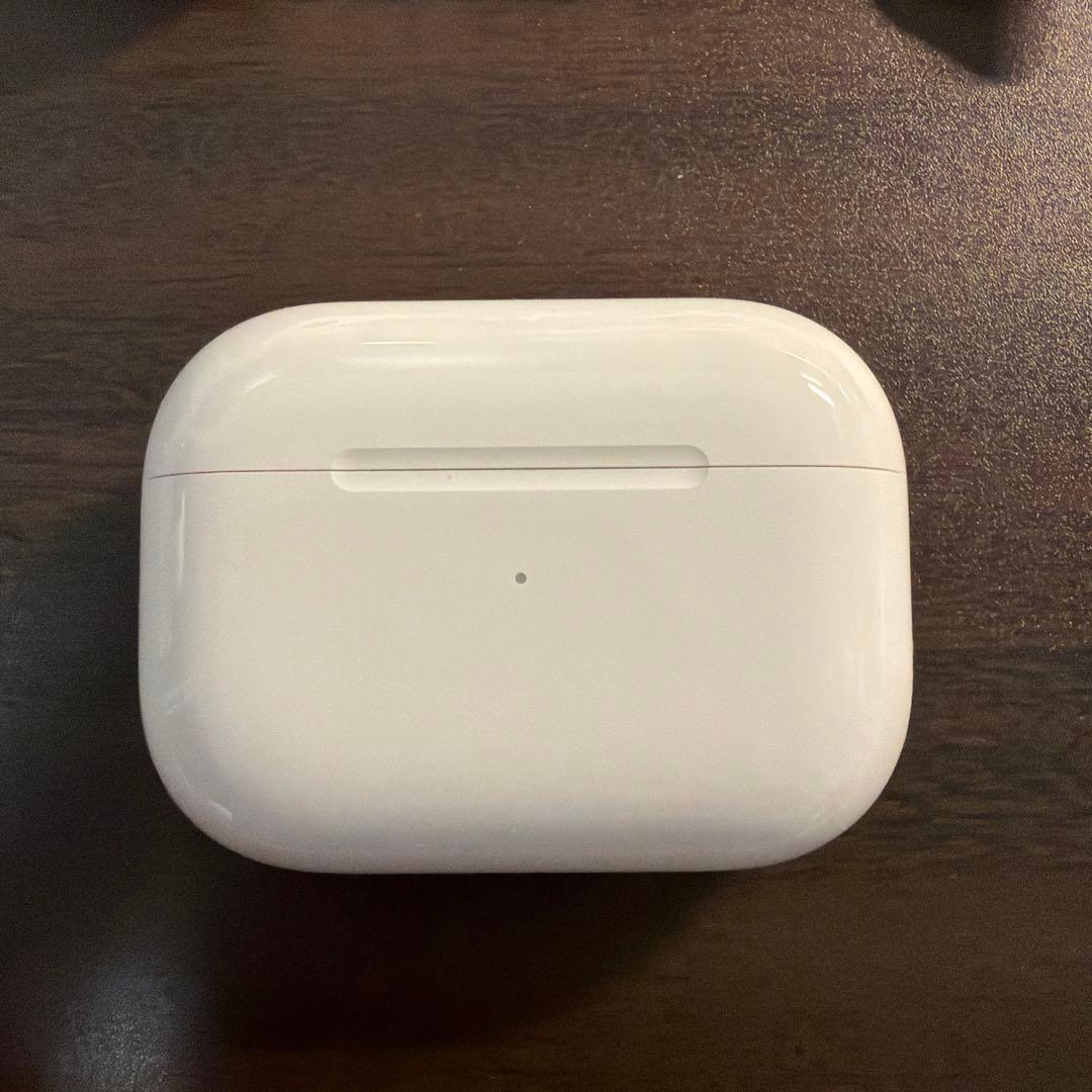 ★美品★ AirPods Pro第二世代（Lightning）
