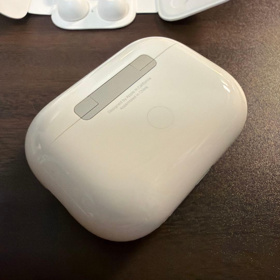 ★美品★ AirPods Pro第二世代（Lightning）