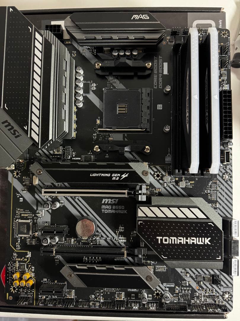 その他 B550 TOMAHAWK