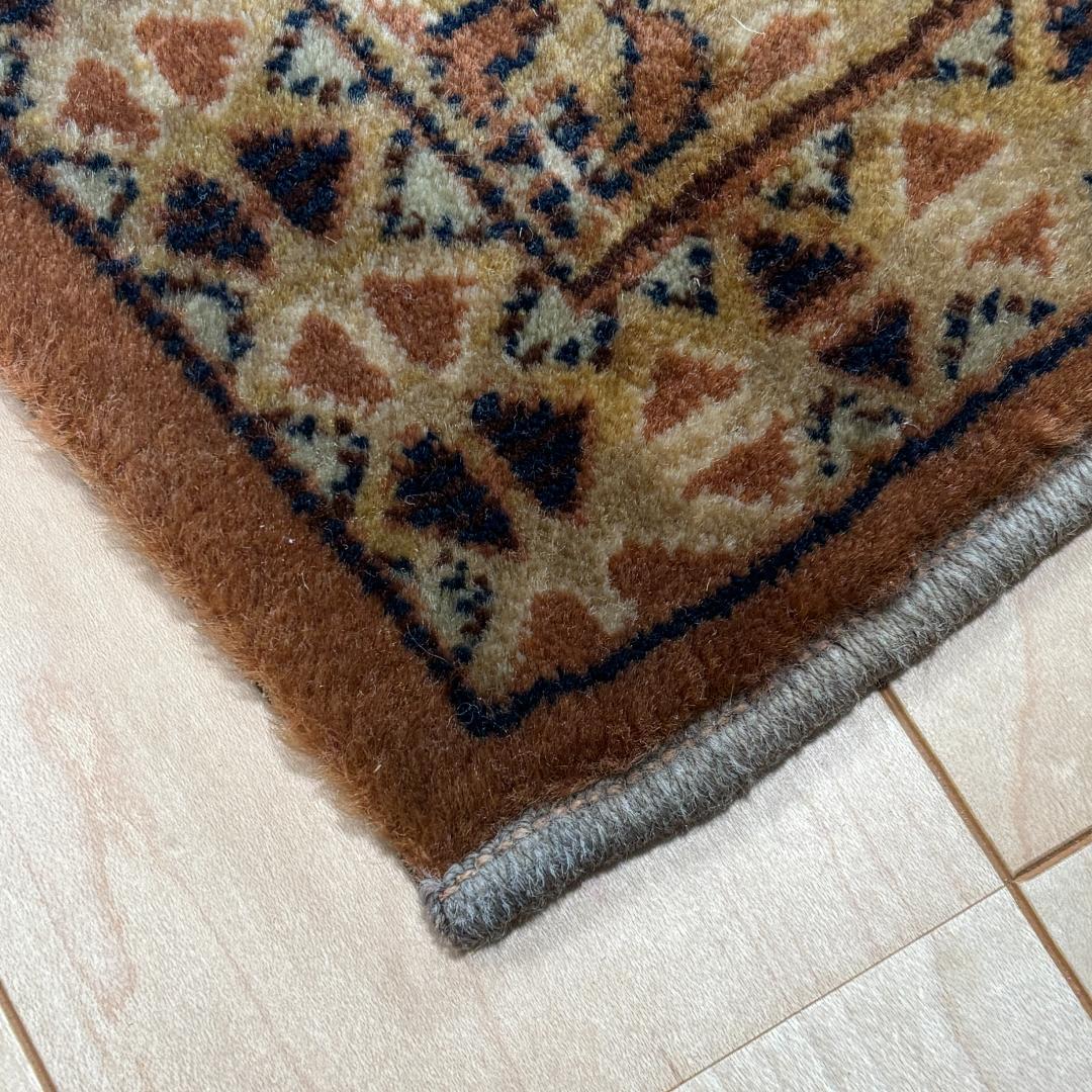 t*6様 ドイツ製　最高級　絨毯　ヴィンテージカーペット　最高級ウール使用　レア