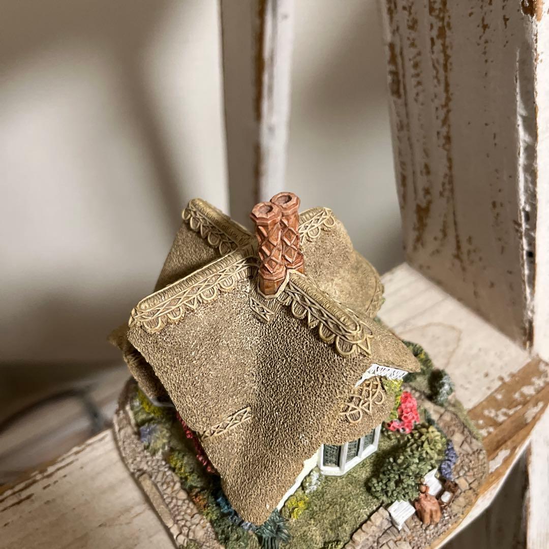 リリパットレーン　CRADLE COTTAGE