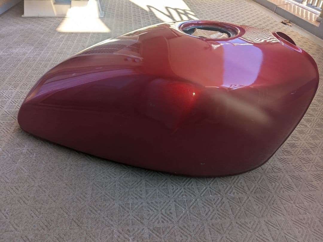 ゼファー400用タンク