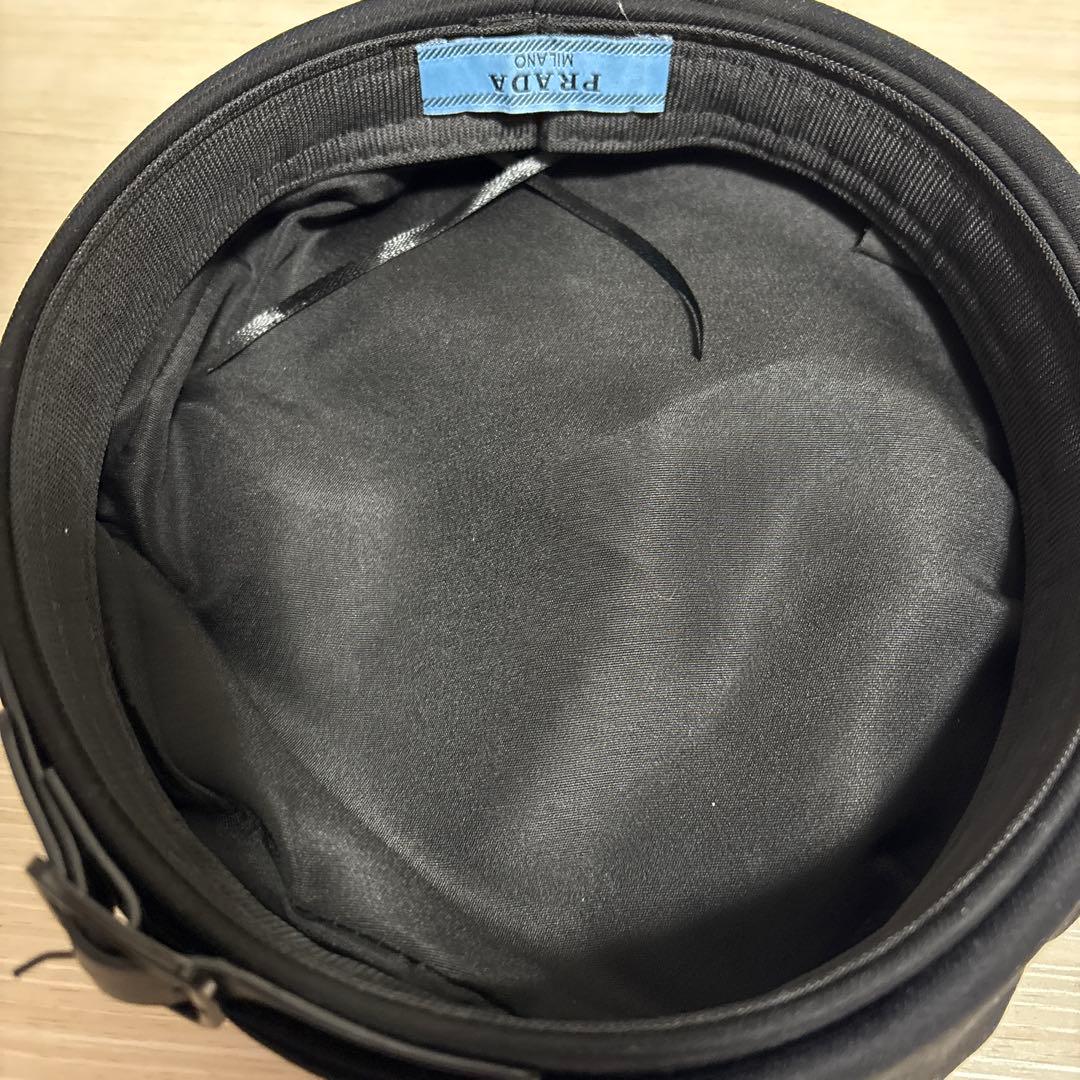 プラダ　ノベルティ　ベレー帽