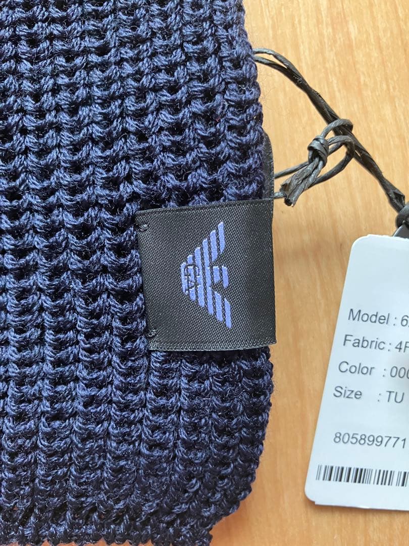 新品タグ付　エンポリオアルマーニ　EMPORIO ARMANI ウールマフラー