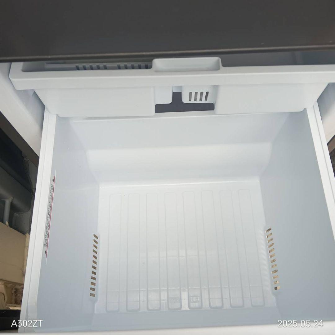 8381◀送料設置無料 三菱 最新モデル大型冷蔵庫　272L