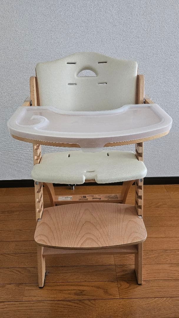 ​【訳あり格安】ビヨンドジュニア ハイチェア（ナチュラル×ホワイト）