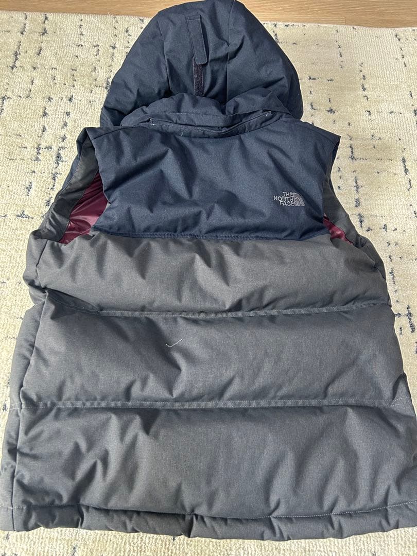 THE NORTH FACE フード付きダウンベスト 90