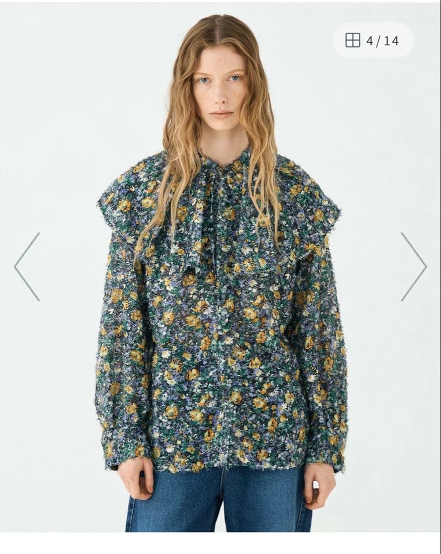 完売品　ラメカットジャカード ワイドカラーブラウス　SOULEIADOO