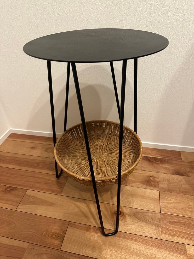 ★美品★ IDEE WALLABY SIDE TABLE サイドテーブル　黒