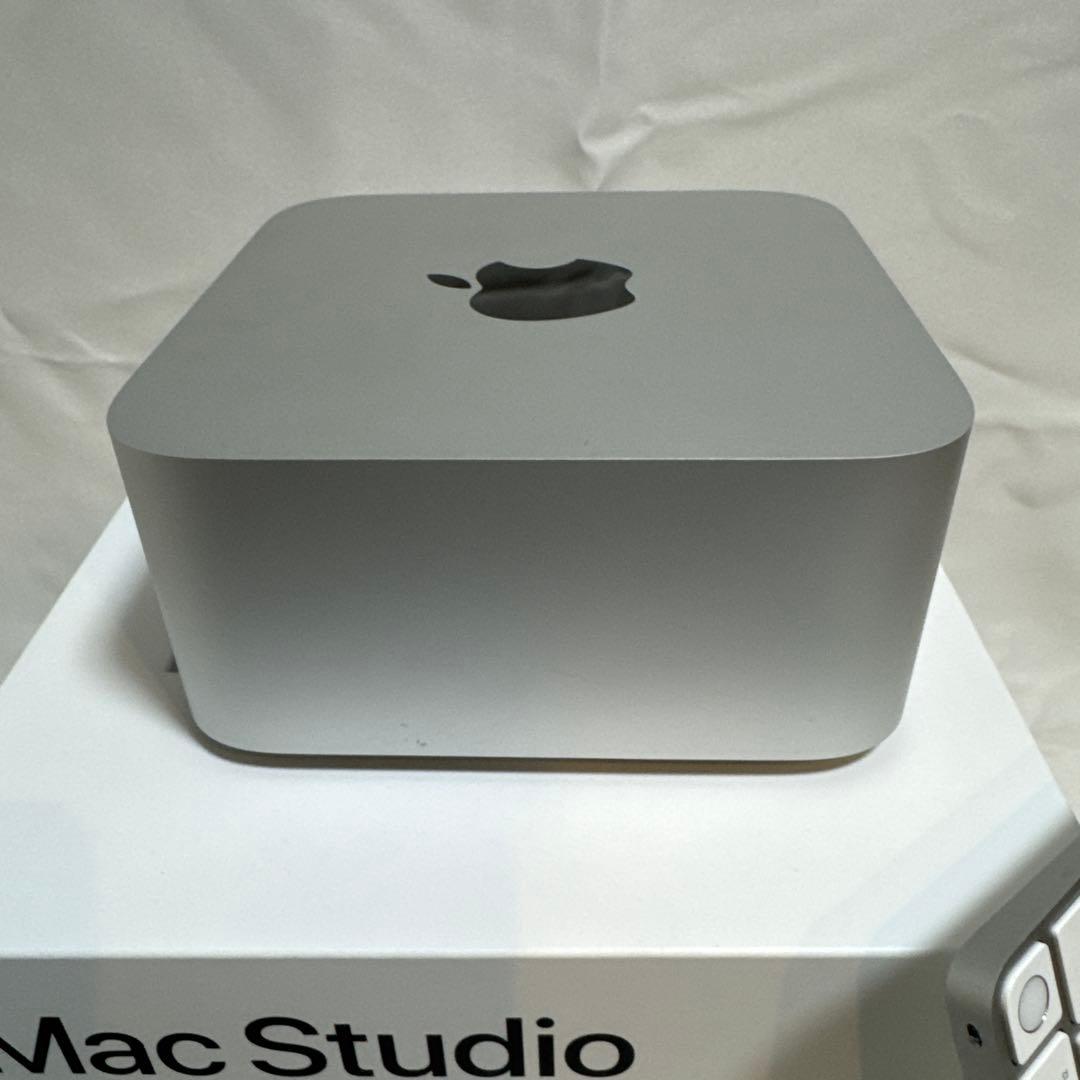 MacStudio M1 MAX CTO 32GB 32core 1TB KB付