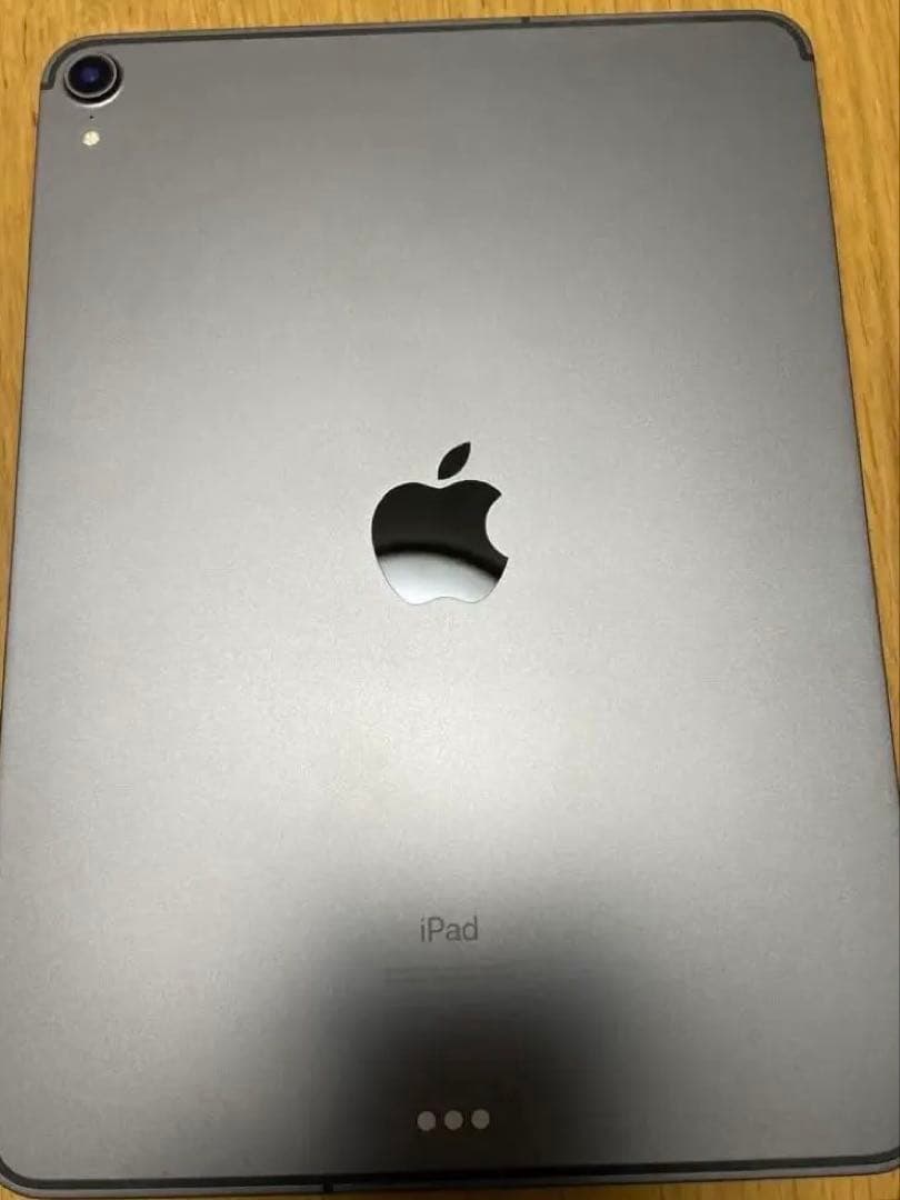 【アップル】iPad Pro11インチ 第1世代 256GB セルラー