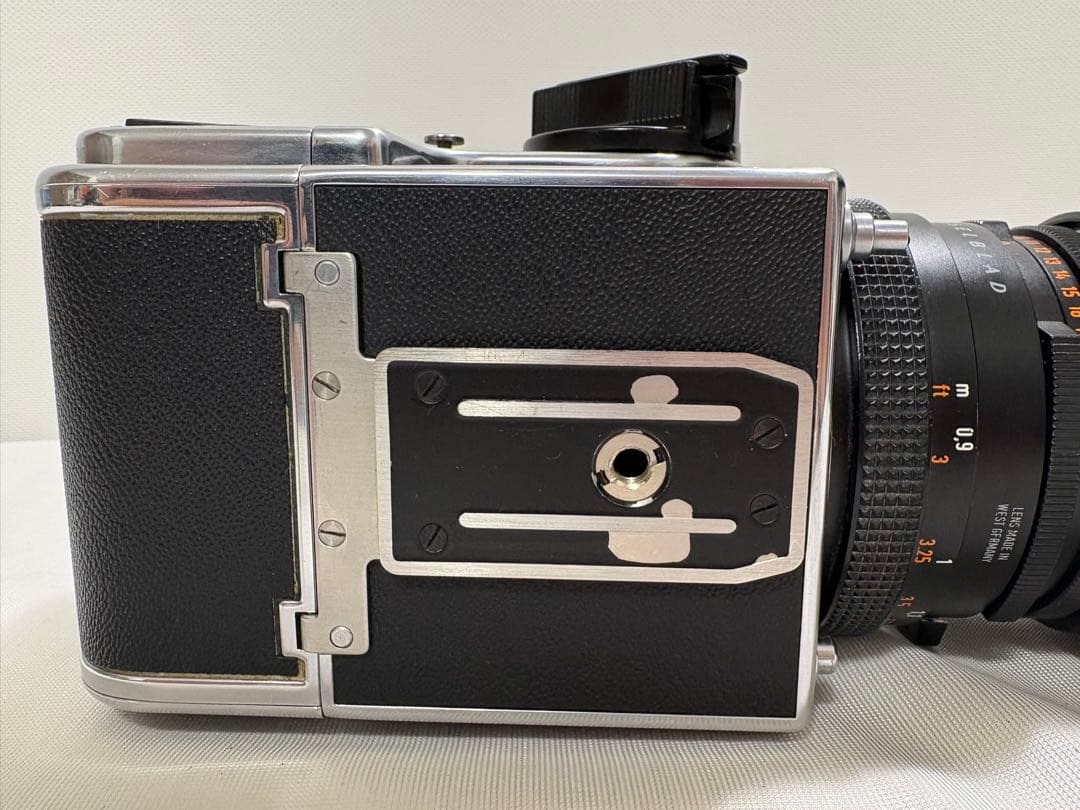 HASSELBLAD 500C/M 80/2.8(CF)A12プリズムファインダ