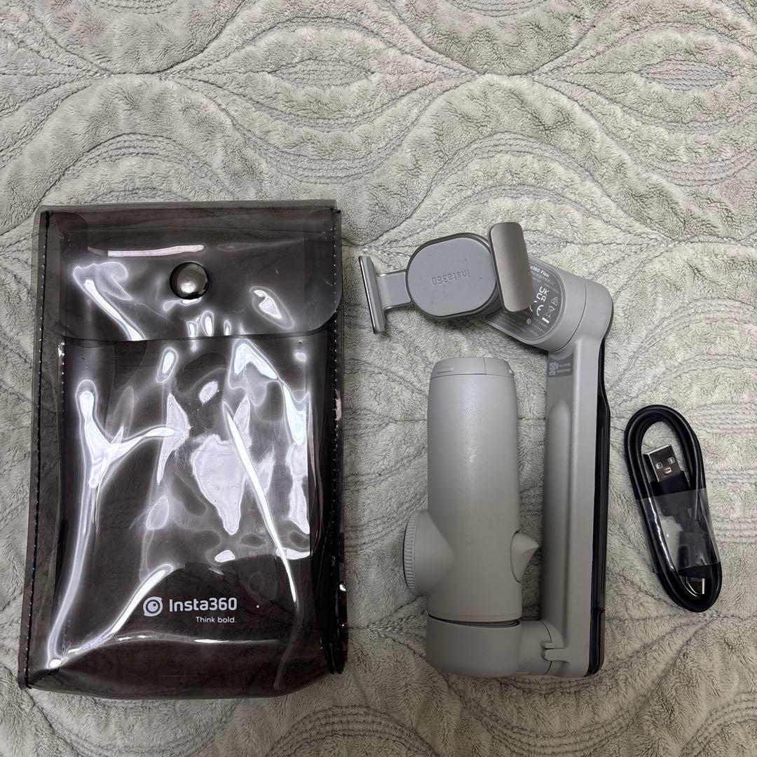 【純正】Insta360 Flowジンバル スマホ用 自撮り棒 三脚