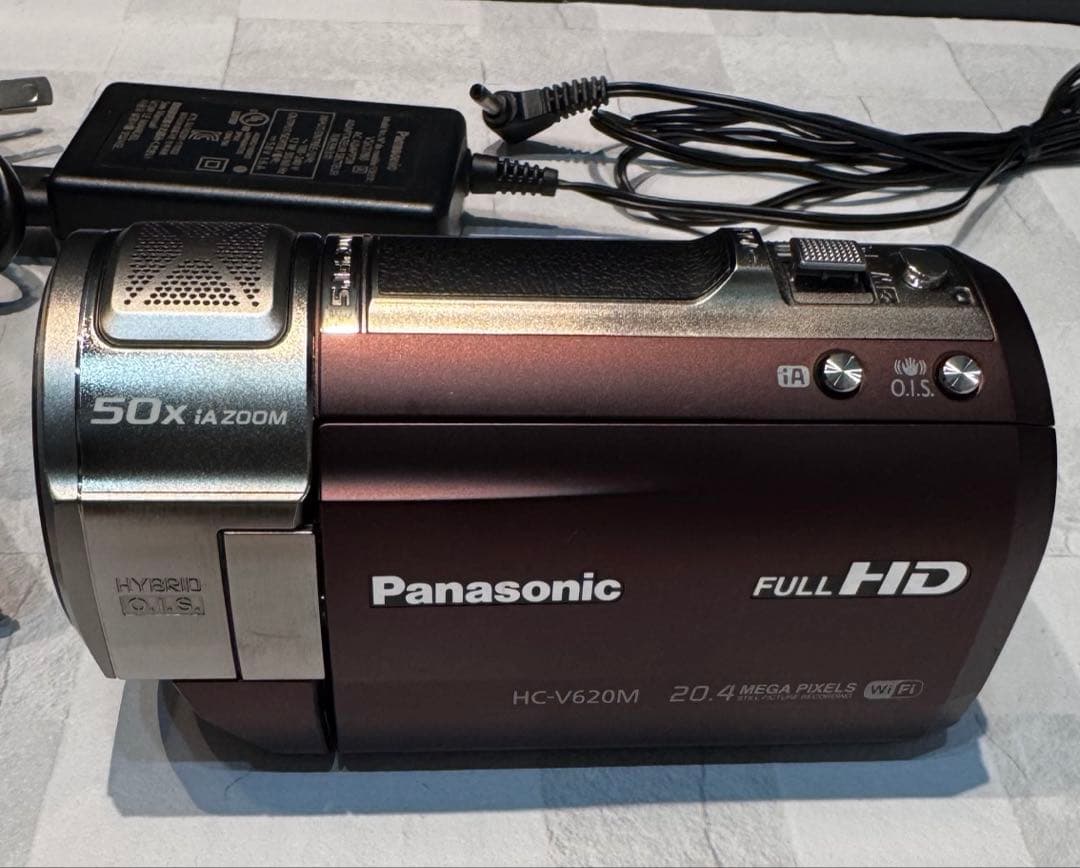 Panasonic ビデオカメラ HC-V620M