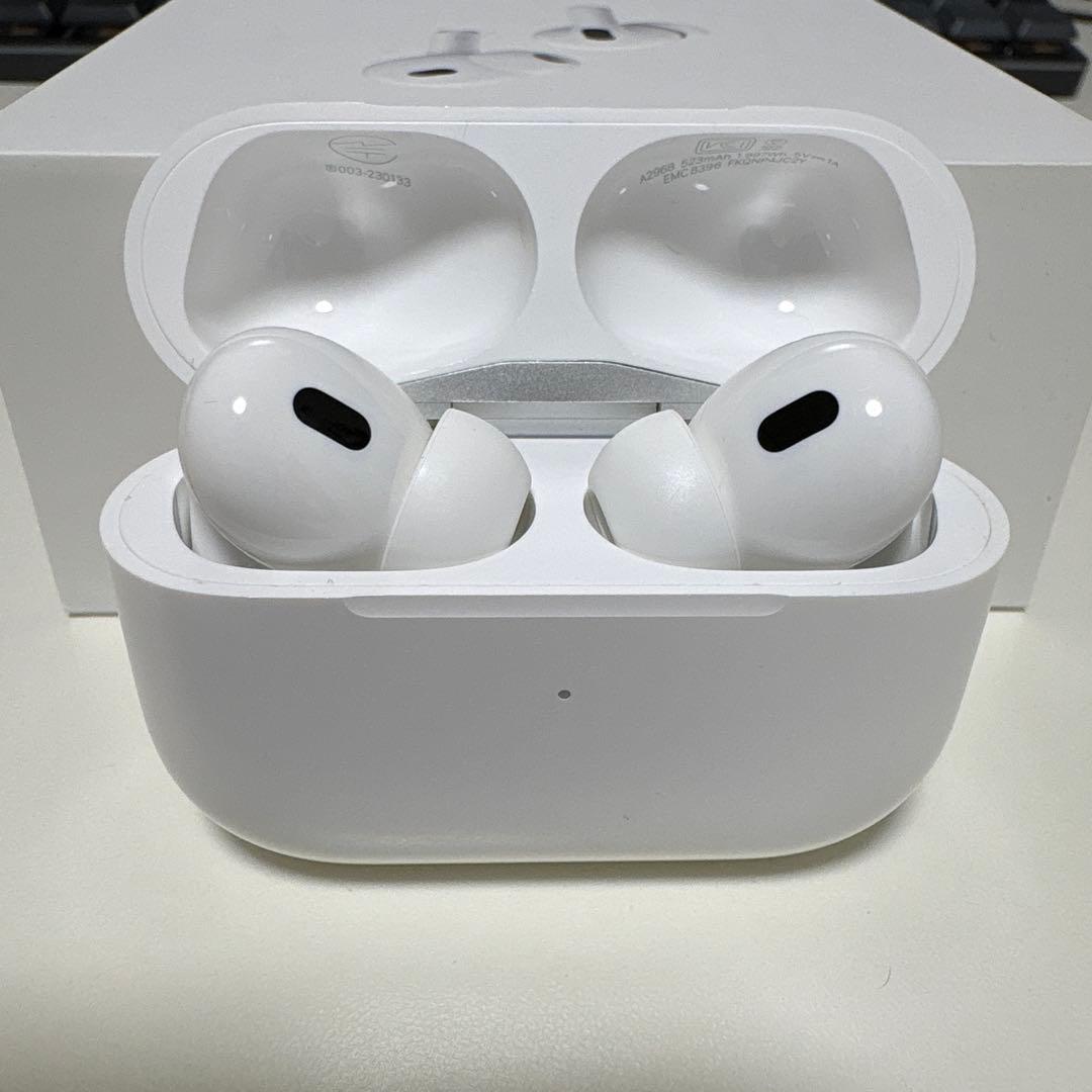 AirPods Pro 2 USB-Cモデル本体 （クリアケース付き）