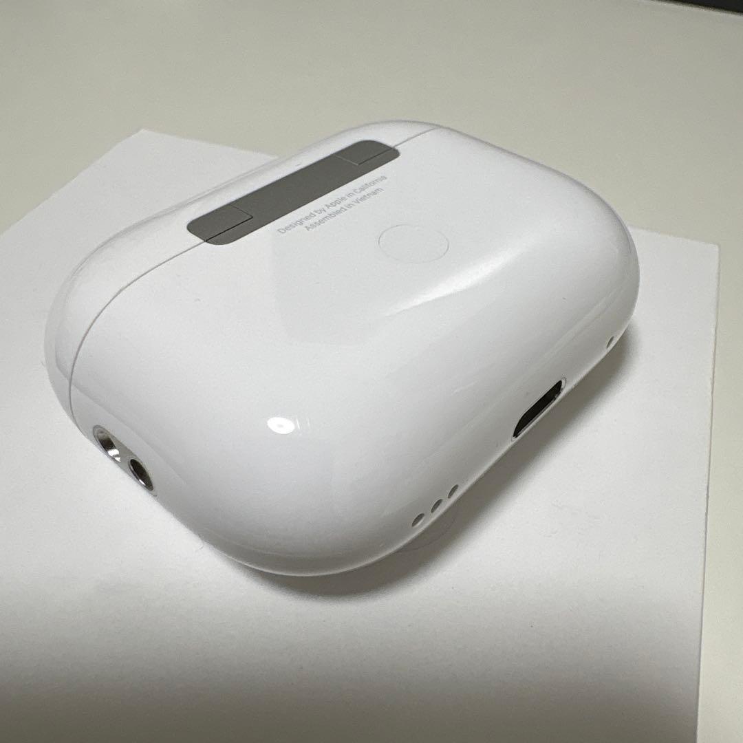 AirPods Pro 2 USB-Cモデル本体 （クリアケース付き）